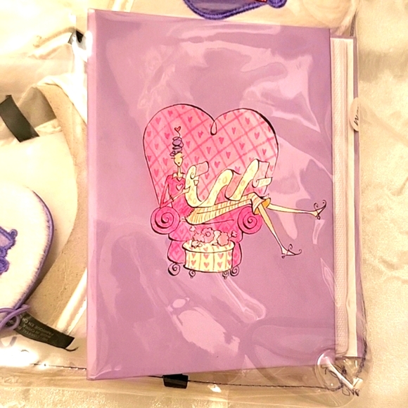 Spa Beauty Gift Set! Cozy Slippers, Sleep Mask & Photo Album, White & Purple, M - Picture 6 of 15